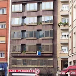 Pensión álvarez 2*