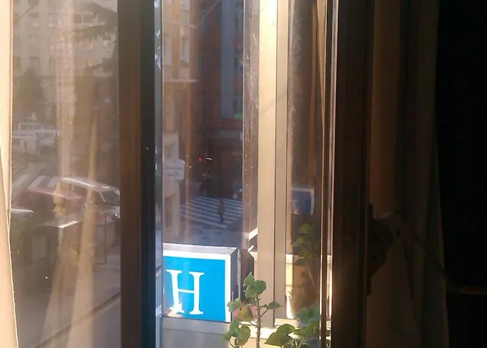 Konukevi Alvarez Oviedo